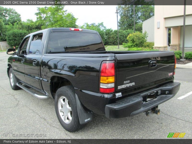 Onyx Black / Stone Gray 2005 GMC Sierra 1500 Denali Crew Cab AWD