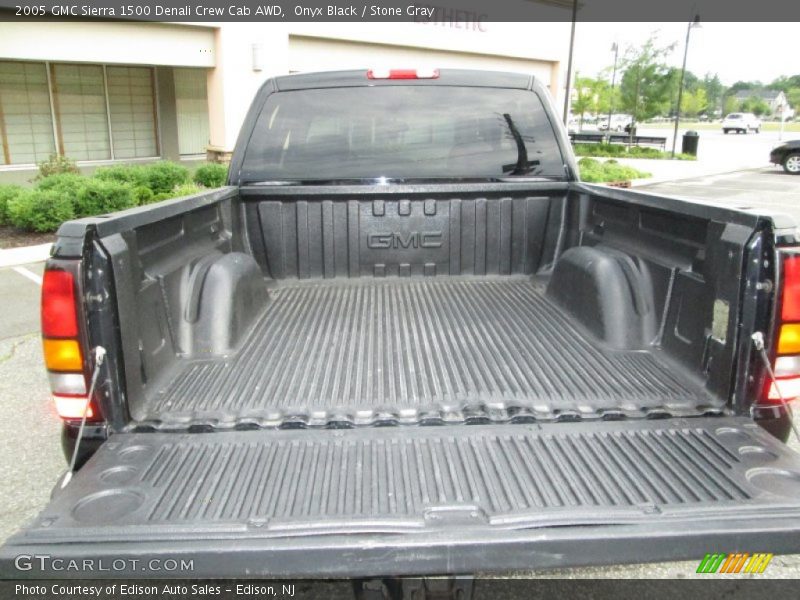 Onyx Black / Stone Gray 2005 GMC Sierra 1500 Denali Crew Cab AWD