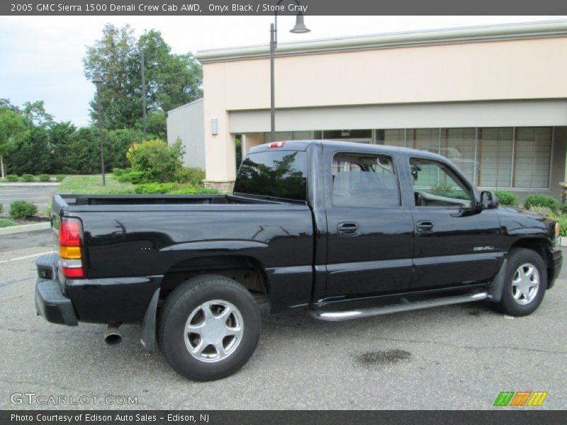 Onyx Black / Stone Gray 2005 GMC Sierra 1500 Denali Crew Cab AWD