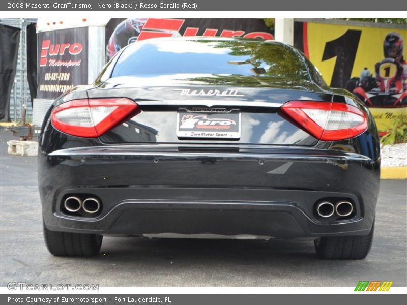 Nero (Black) / Rosso Corallo (Red) 2008 Maserati GranTurismo