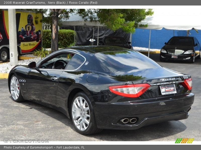 Nero (Black) / Rosso Corallo (Red) 2008 Maserati GranTurismo