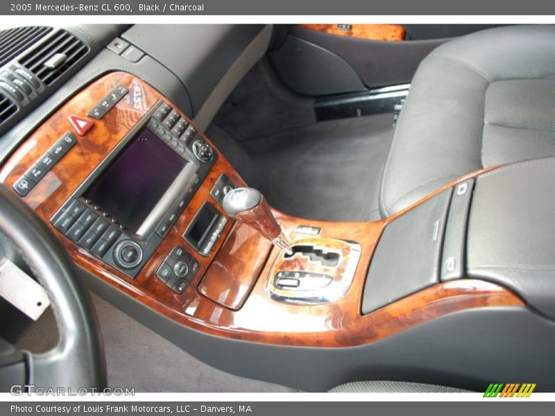 Controls of 2005 CL 600