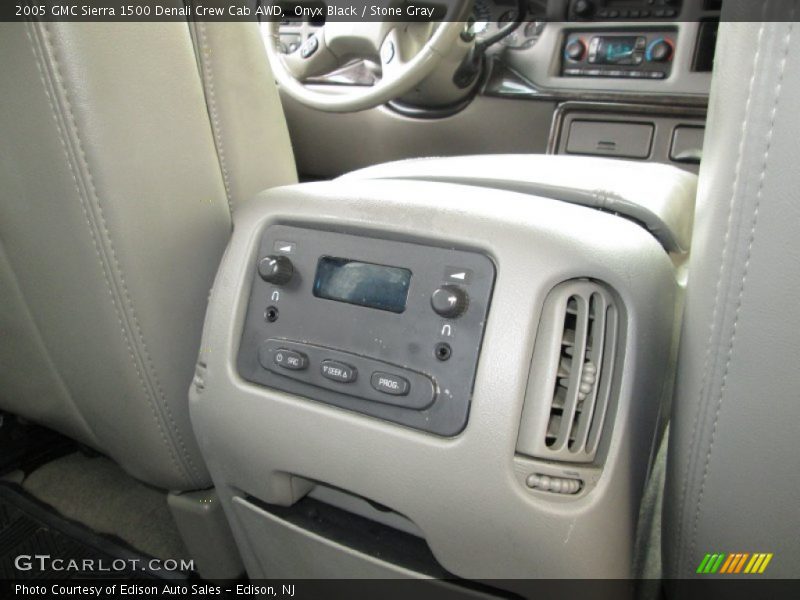 Onyx Black / Stone Gray 2005 GMC Sierra 1500 Denali Crew Cab AWD