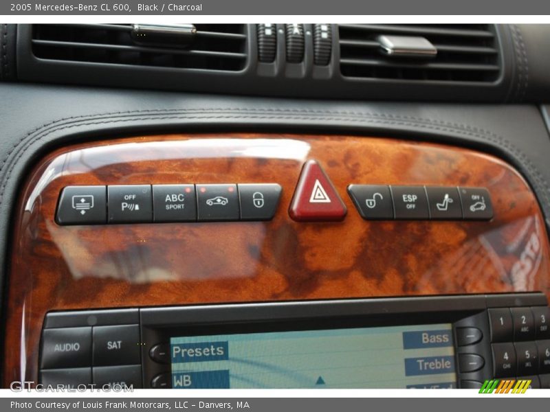 Controls of 2005 CL 600