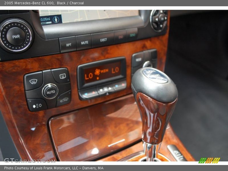 Controls of 2005 CL 600