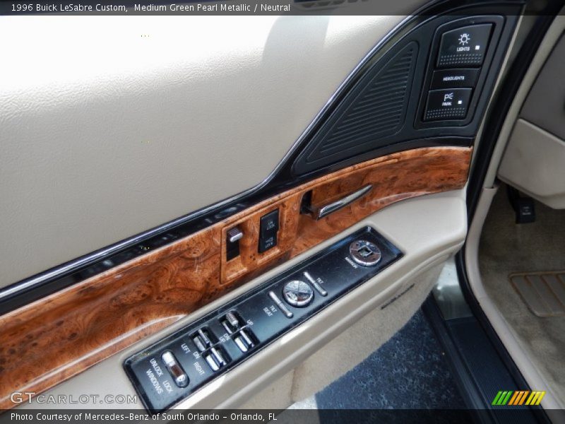 Medium Green Pearl Metallic / Neutral 1996 Buick LeSabre Custom