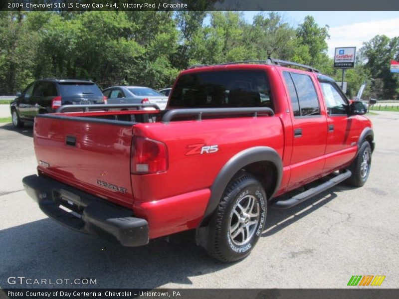 Victory Red / Graphite 2004 Chevrolet S10 LS Crew Cab 4x4