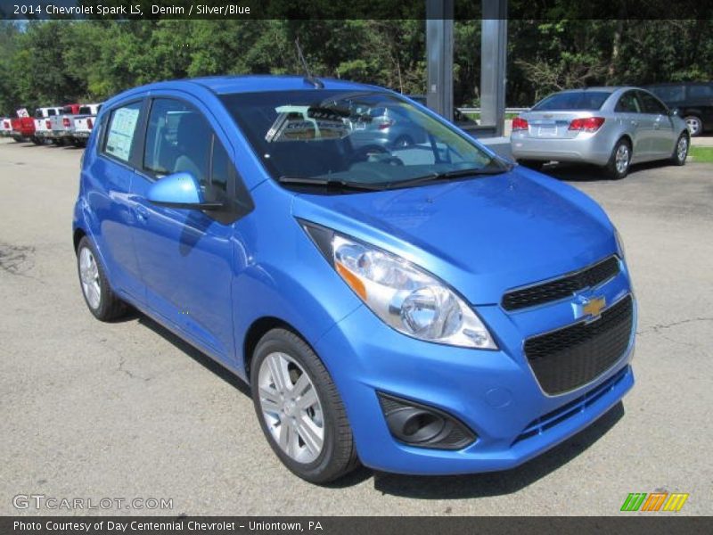 Front 3/4 View of 2014 Spark LS