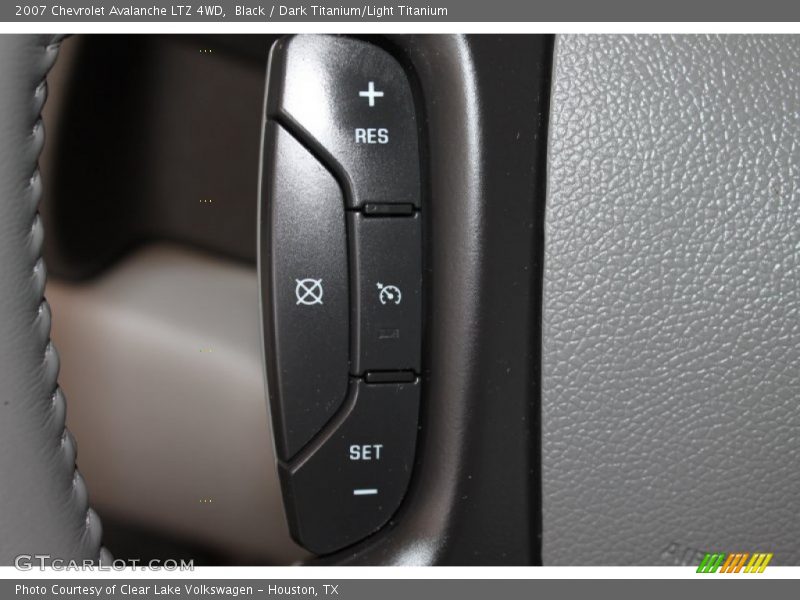Black / Dark Titanium/Light Titanium 2007 Chevrolet Avalanche LTZ 4WD