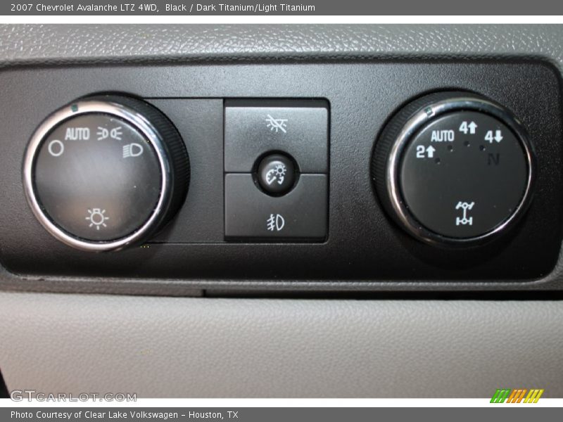 Black / Dark Titanium/Light Titanium 2007 Chevrolet Avalanche LTZ 4WD