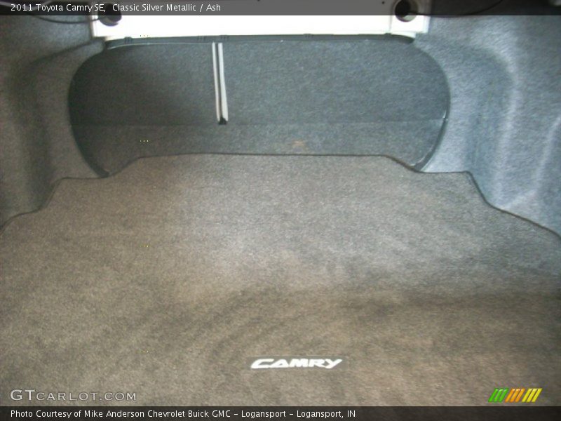 Classic Silver Metallic / Ash 2011 Toyota Camry SE