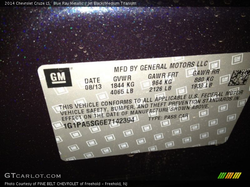 Blue Ray Metallic / Jet Black/Medium Titanium 2014 Chevrolet Cruze LS