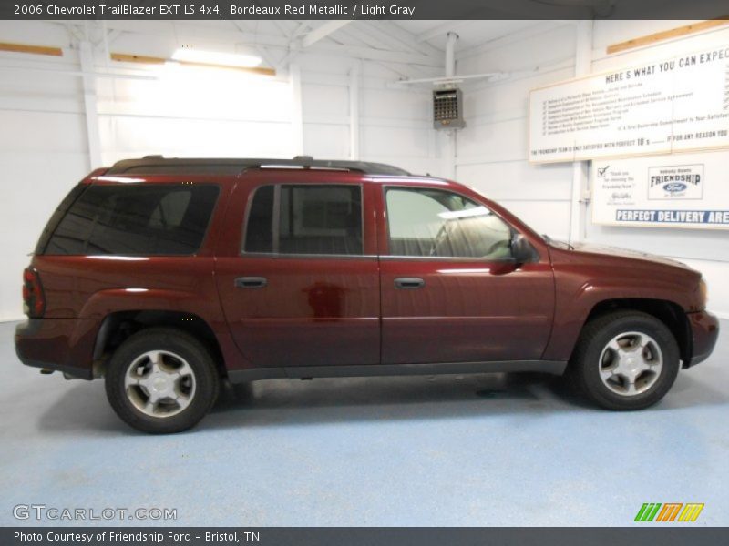 Bordeaux Red Metallic / Light Gray 2006 Chevrolet TrailBlazer EXT LS 4x4