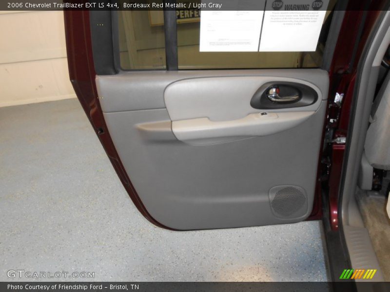 Bordeaux Red Metallic / Light Gray 2006 Chevrolet TrailBlazer EXT LS 4x4