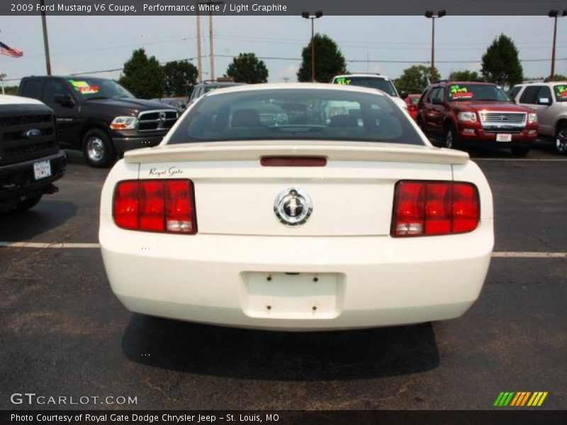 Performance White / Light Graphite 2009 Ford Mustang V6 Coupe