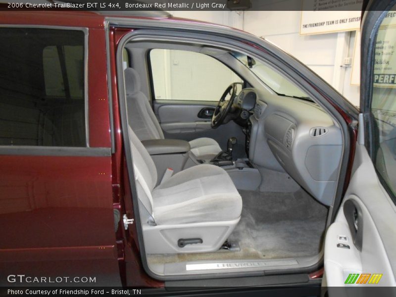 Bordeaux Red Metallic / Light Gray 2006 Chevrolet TrailBlazer EXT LS 4x4