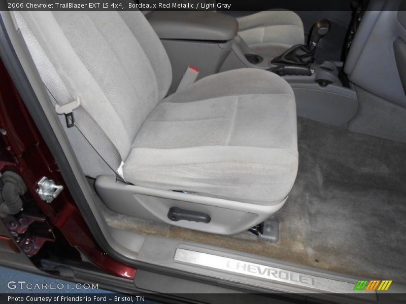 Bordeaux Red Metallic / Light Gray 2006 Chevrolet TrailBlazer EXT LS 4x4