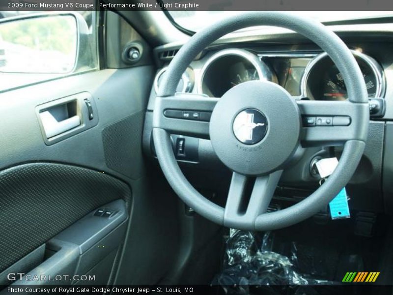 Performance White / Light Graphite 2009 Ford Mustang V6 Coupe