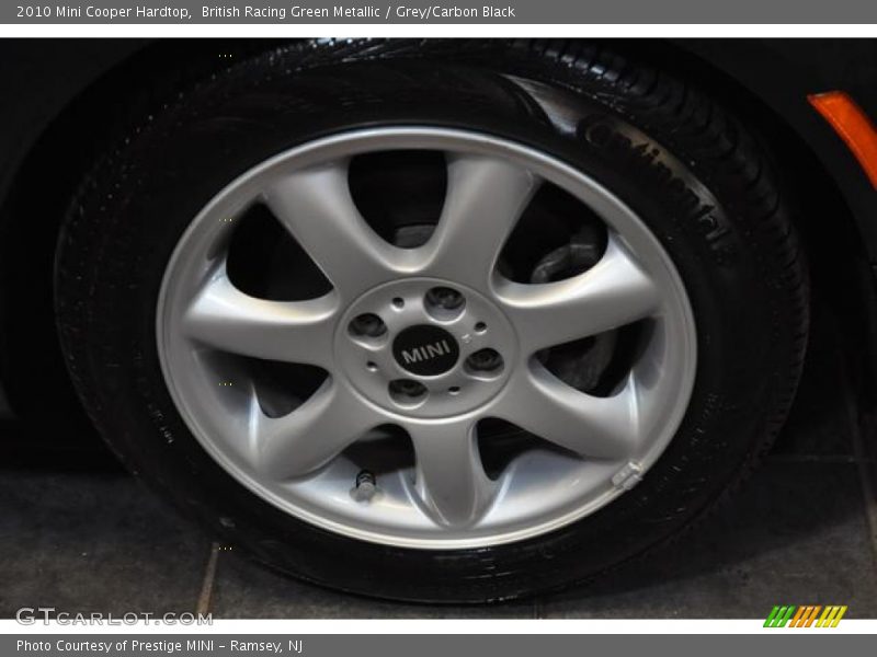 British Racing Green Metallic / Grey/Carbon Black 2010 Mini Cooper Hardtop