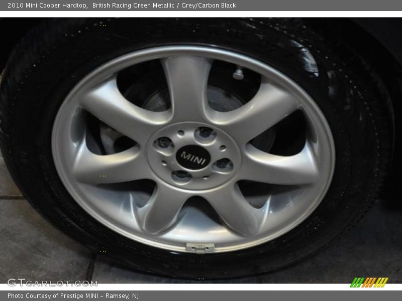 British Racing Green Metallic / Grey/Carbon Black 2010 Mini Cooper Hardtop