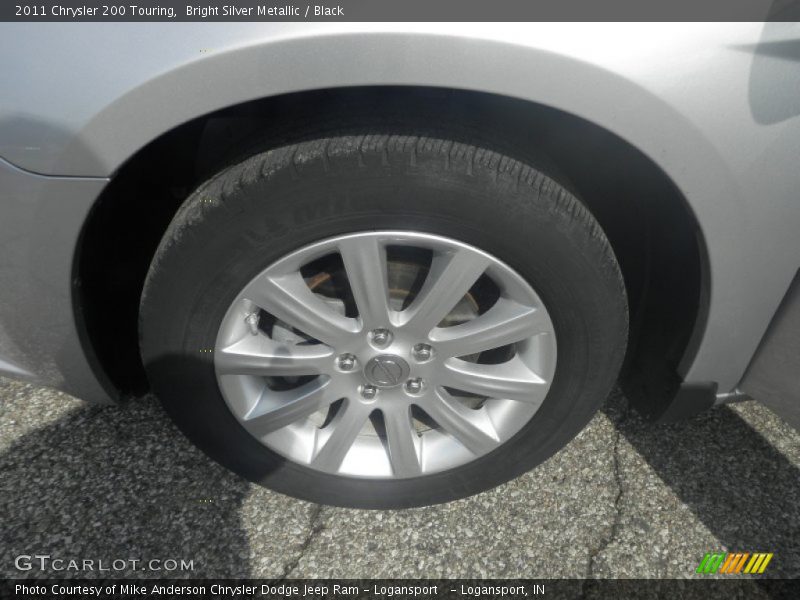 Bright Silver Metallic / Black 2011 Chrysler 200 Touring