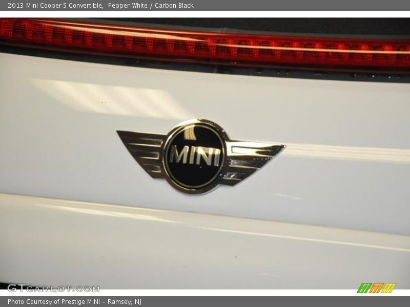 Pepper White / Carbon Black 2013 Mini Cooper S Convertible