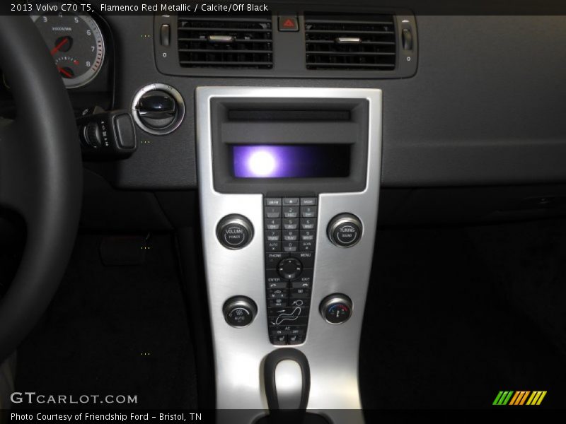 Flamenco Red Metallic / Calcite/Off Black 2013 Volvo C70 T5
