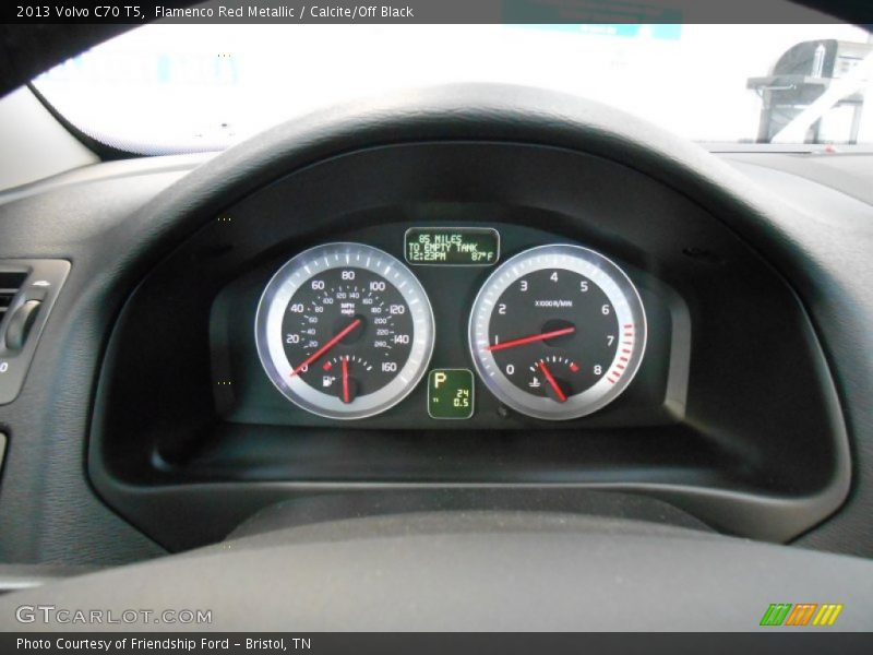 Flamenco Red Metallic / Calcite/Off Black 2013 Volvo C70 T5