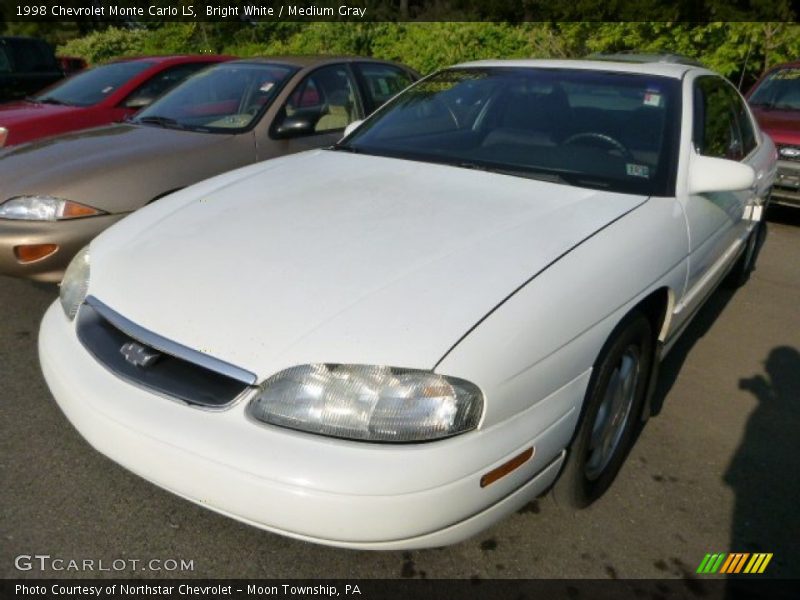 Bright White / Medium Gray 1998 Chevrolet Monte Carlo LS