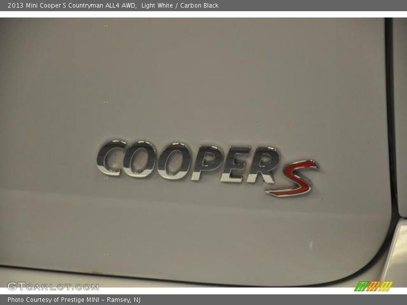 Light White / Carbon Black 2013 Mini Cooper S Countryman ALL4 AWD