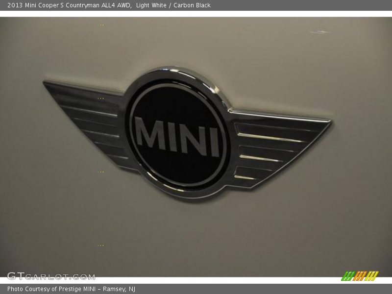 Light White / Carbon Black 2013 Mini Cooper S Countryman ALL4 AWD