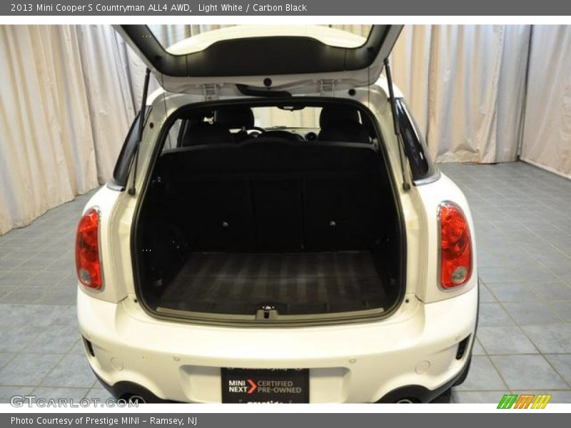 Light White / Carbon Black 2013 Mini Cooper S Countryman ALL4 AWD