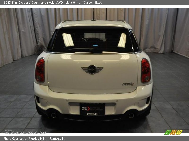 Light White / Carbon Black 2013 Mini Cooper S Countryman ALL4 AWD