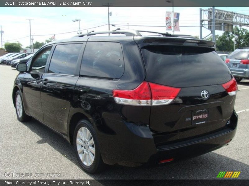 Black / Light Gray 2011 Toyota Sienna LE AWD