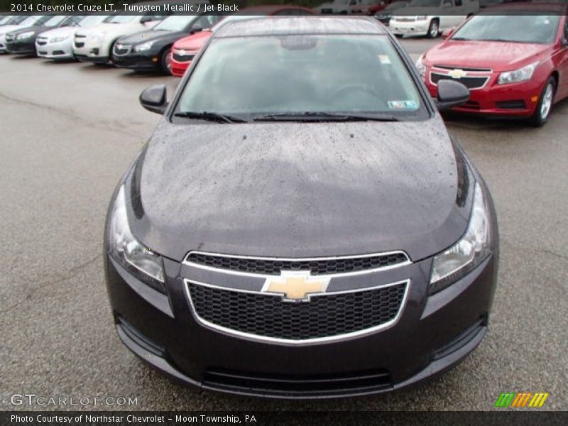 Tungsten Metallic / Jet Black 2014 Chevrolet Cruze LT