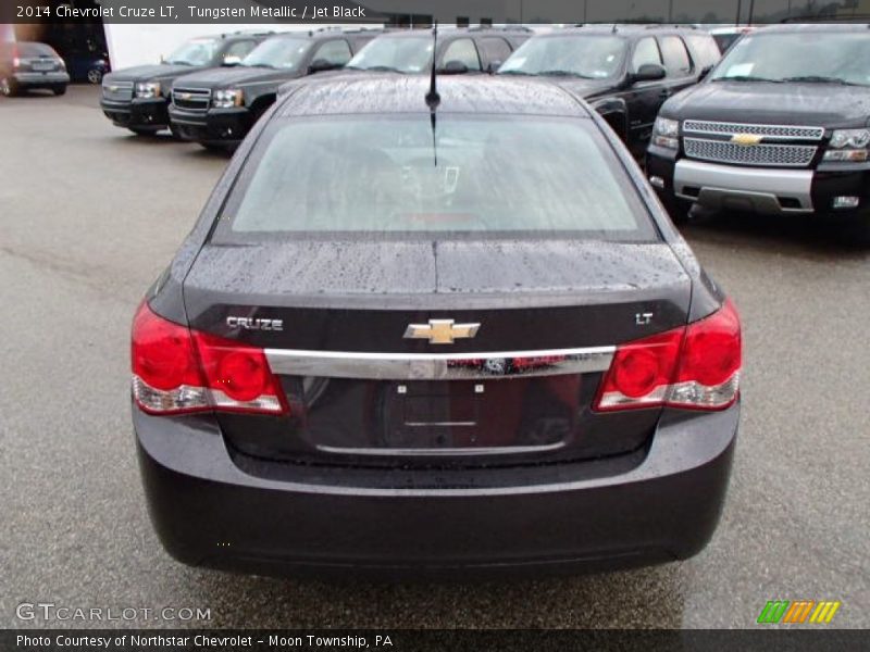 Tungsten Metallic / Jet Black 2014 Chevrolet Cruze LT
