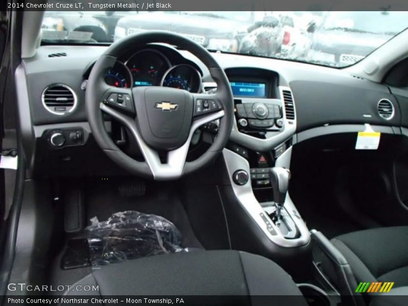 Tungsten Metallic / Jet Black 2014 Chevrolet Cruze LT