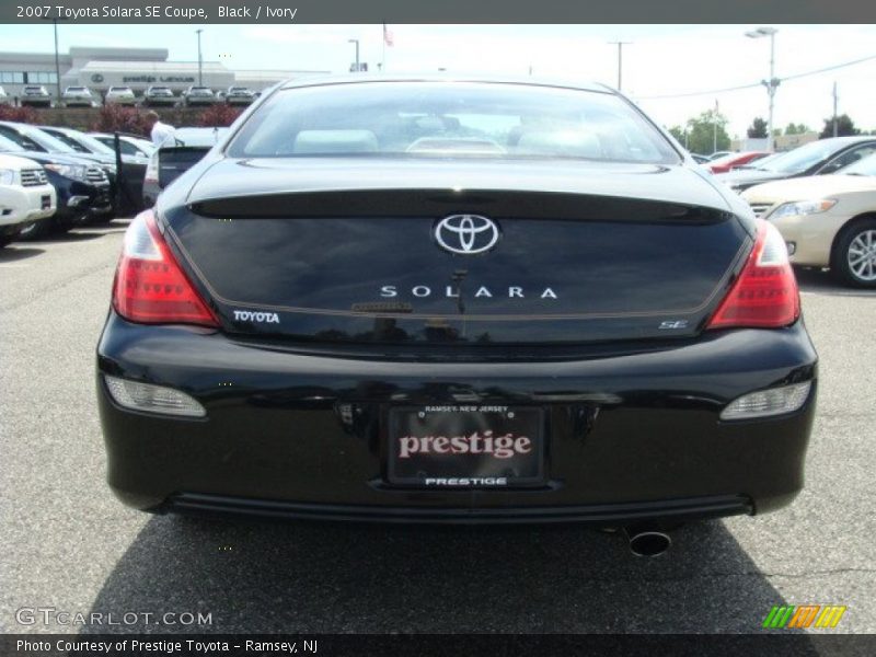 Black / Ivory 2007 Toyota Solara SE Coupe