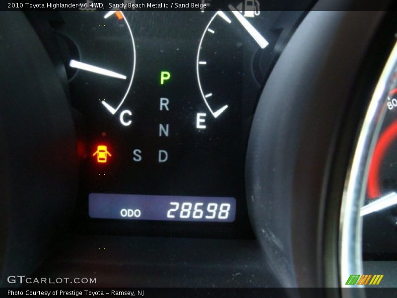 Sandy Beach Metallic / Sand Beige 2010 Toyota Highlander V6 4WD