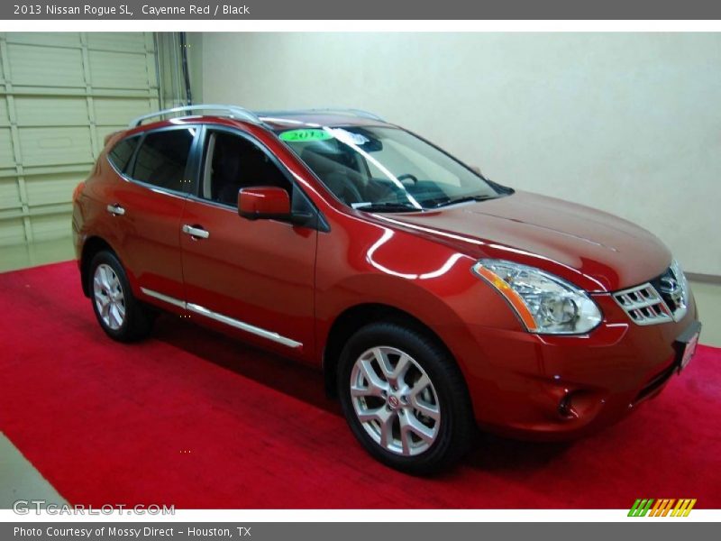 Cayenne Red / Black 2013 Nissan Rogue SL