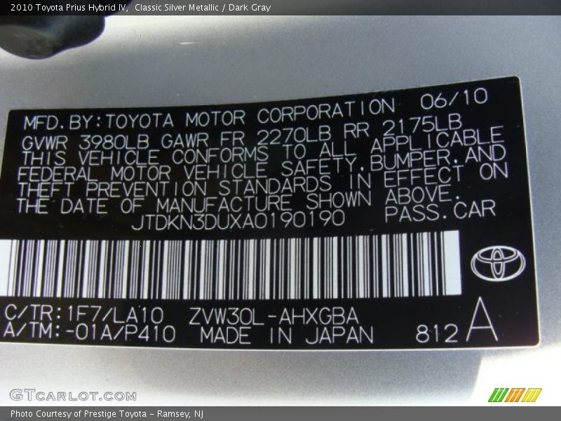 Classic Silver Metallic / Dark Gray 2010 Toyota Prius Hybrid IV