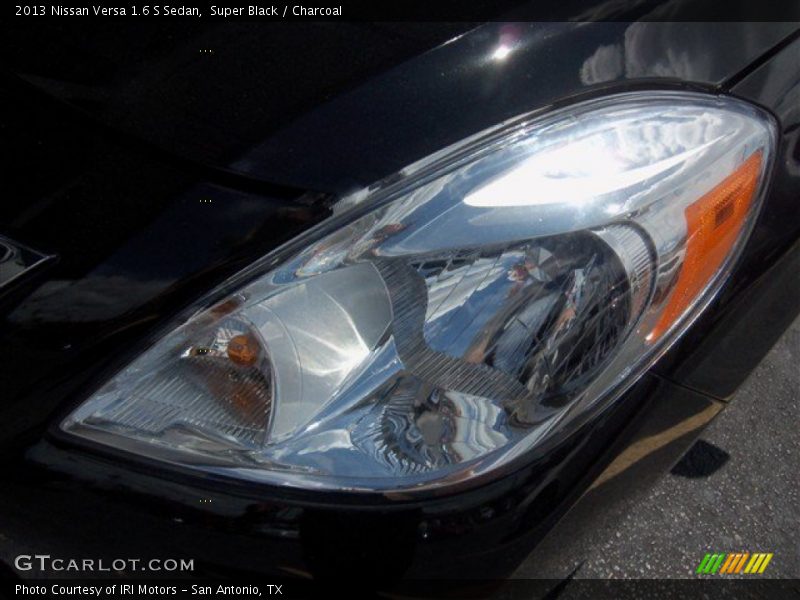 Super Black / Charcoal 2013 Nissan Versa 1.6 S Sedan