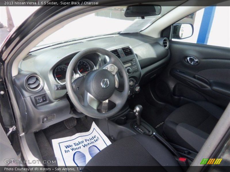 Super Black / Charcoal 2013 Nissan Versa 1.6 S Sedan