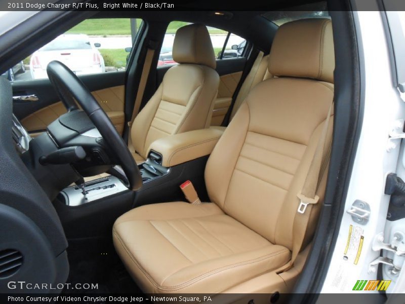 Bright White / Black/Tan 2011 Dodge Charger R/T Plus