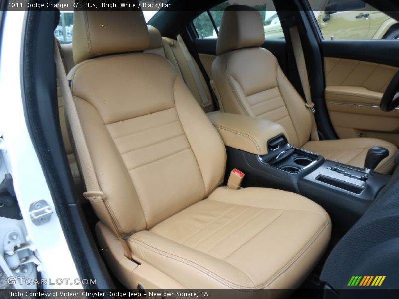 Bright White / Black/Tan 2011 Dodge Charger R/T Plus