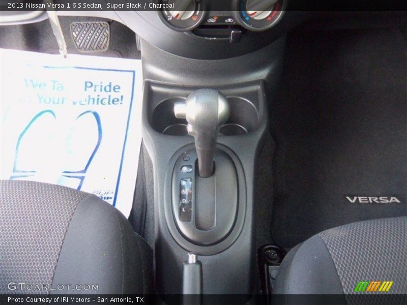 Super Black / Charcoal 2013 Nissan Versa 1.6 S Sedan