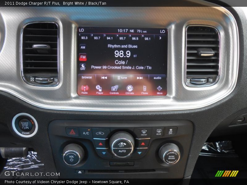 Bright White / Black/Tan 2011 Dodge Charger R/T Plus
