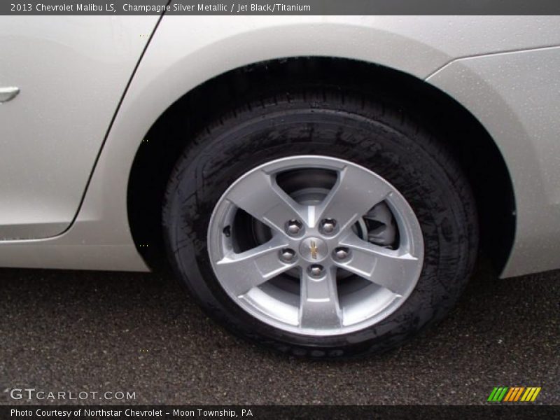 Champagne Silver Metallic / Jet Black/Titanium 2013 Chevrolet Malibu LS