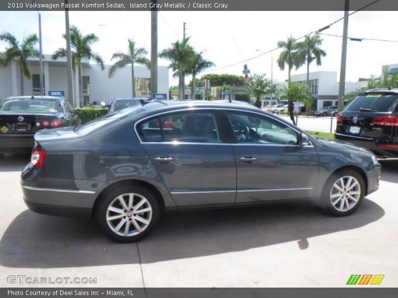 Island Gray Metallic / Classic Gray 2010 Volkswagen Passat Komfort Sedan
