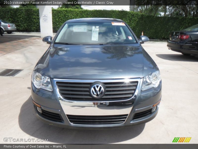 Island Gray Metallic / Classic Gray 2010 Volkswagen Passat Komfort Sedan